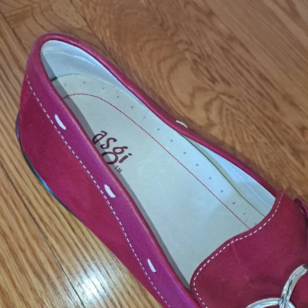 ASGI Inspire Suede Leather Driving Loafer Red Silver Buckle 8.5M Dark Academia